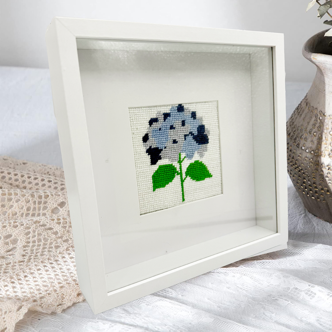 Self finishing Shadowbox Frame (real Glass) for the 4" x 4" Needlepoint kit