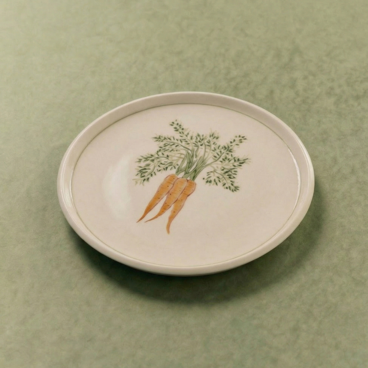 Carrot Dinner Plate with Lined Border