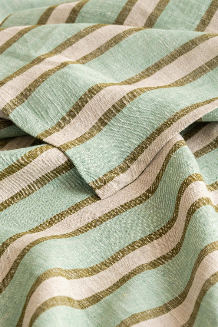 Sylph Green Linen 8ft Tablecloth