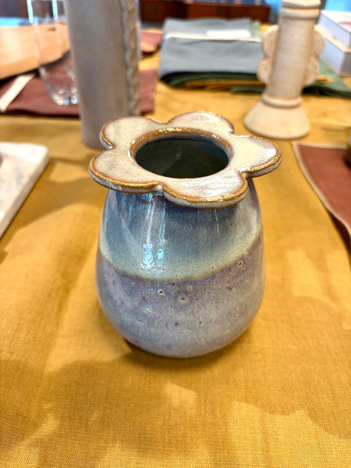 Daisy Vase
