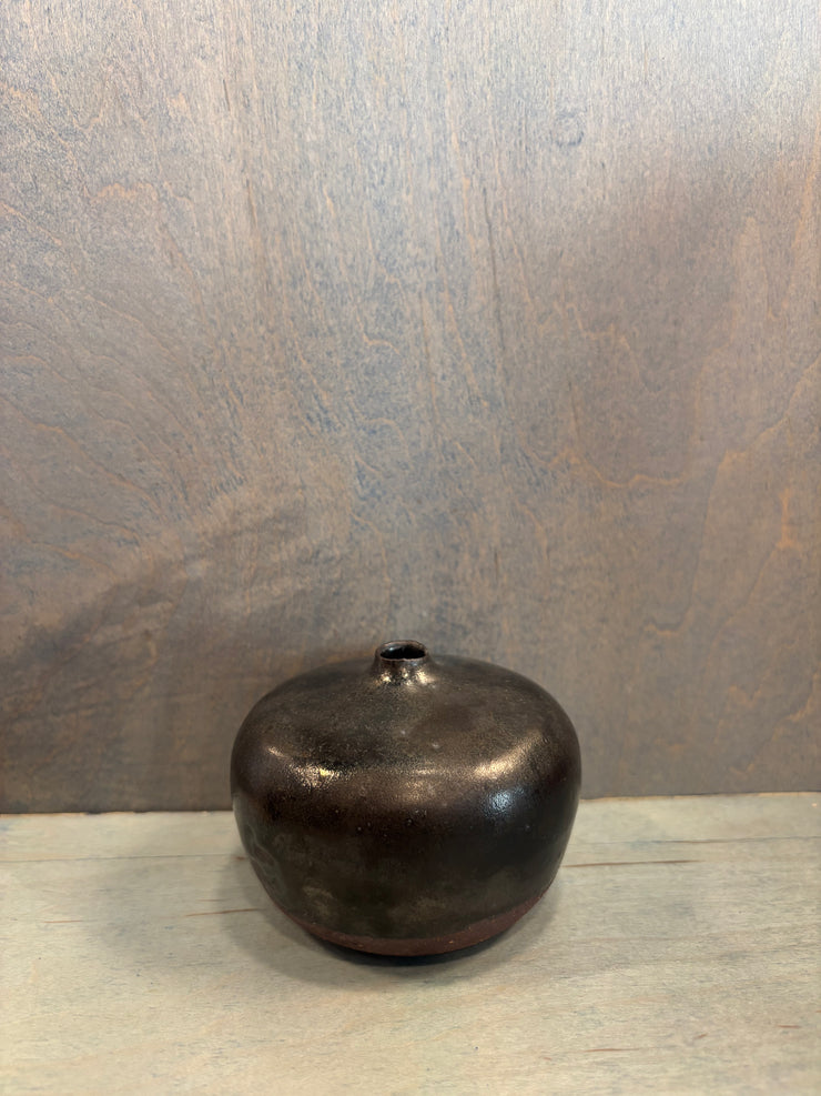 BB Ceramics Small Opening Vase