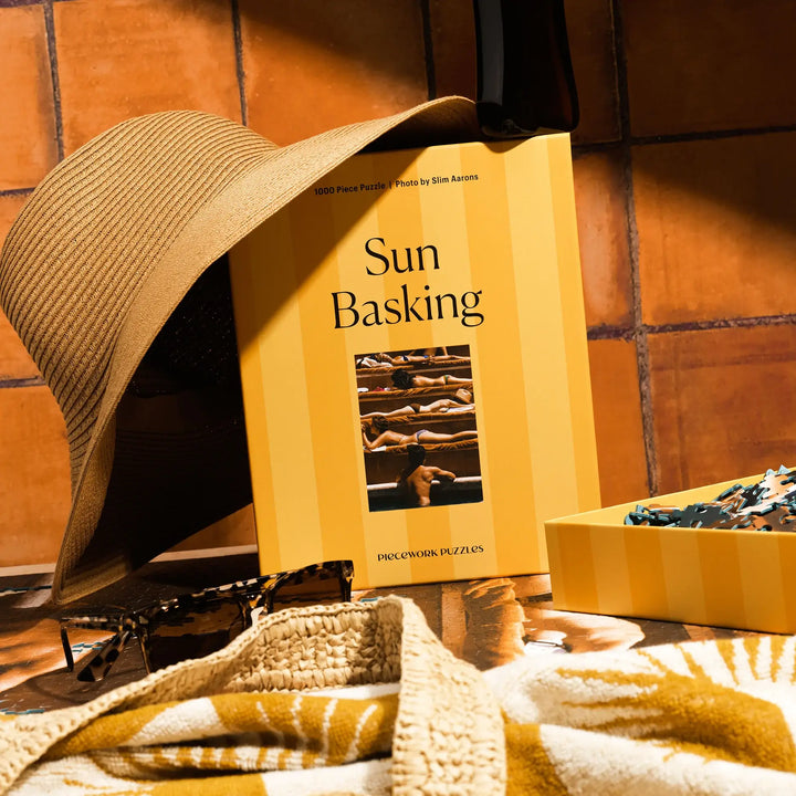 Sun Basking - Slim Aarons Collab - 1000 pieces puzzle