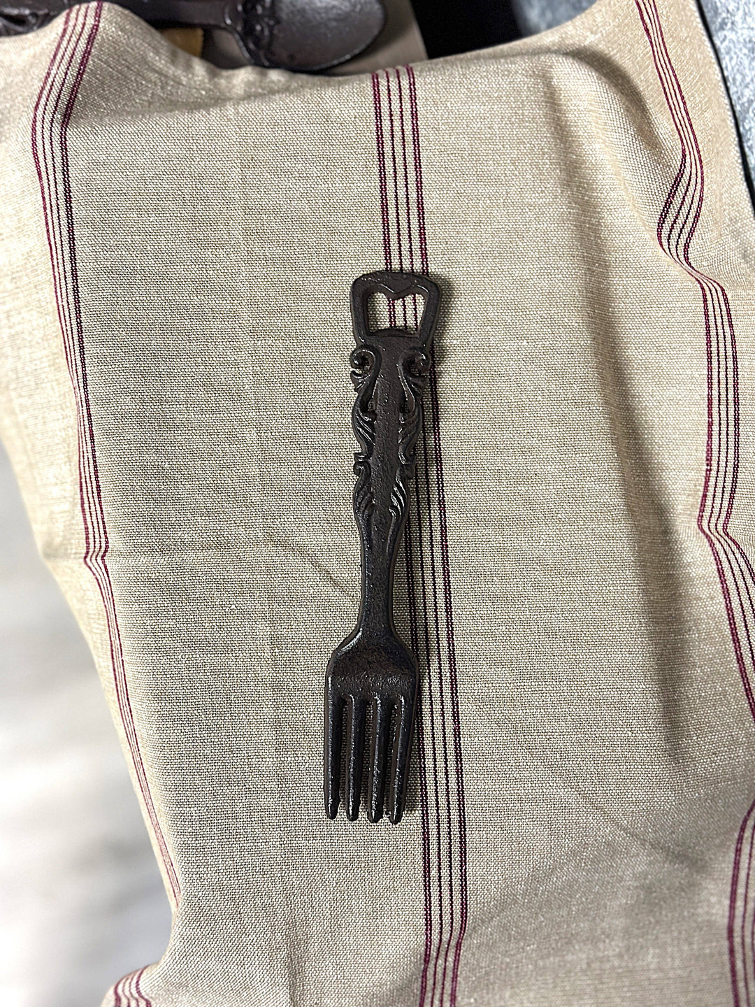 Creative Cast Iron Bottle Opener: SPOON