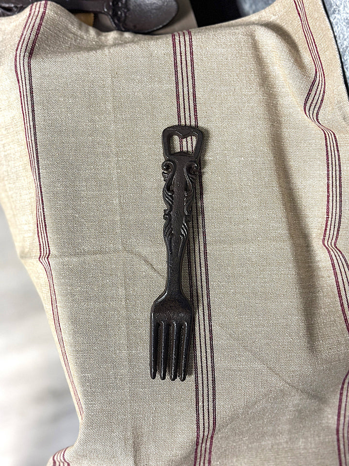 Creative Cast Iron Bottle Opener: FORK