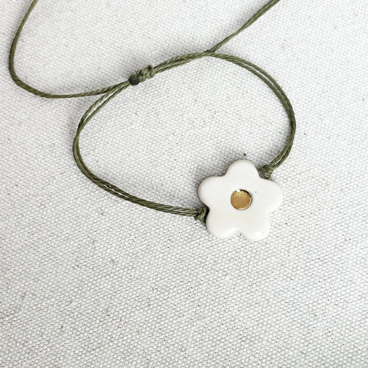 Daisy Charm Bracelet: Sage green