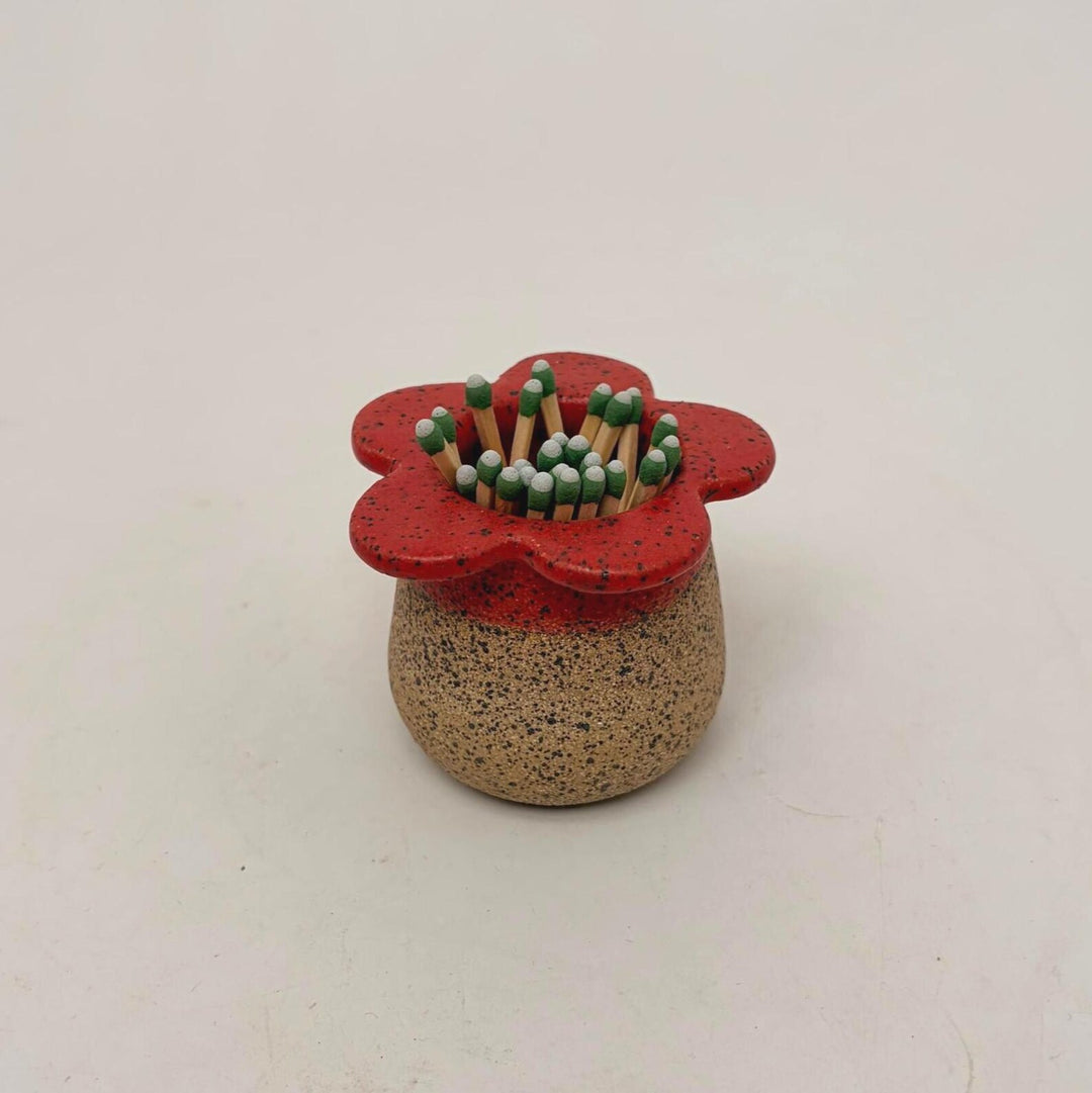 Daisy Ceramic Match Holder & Striker